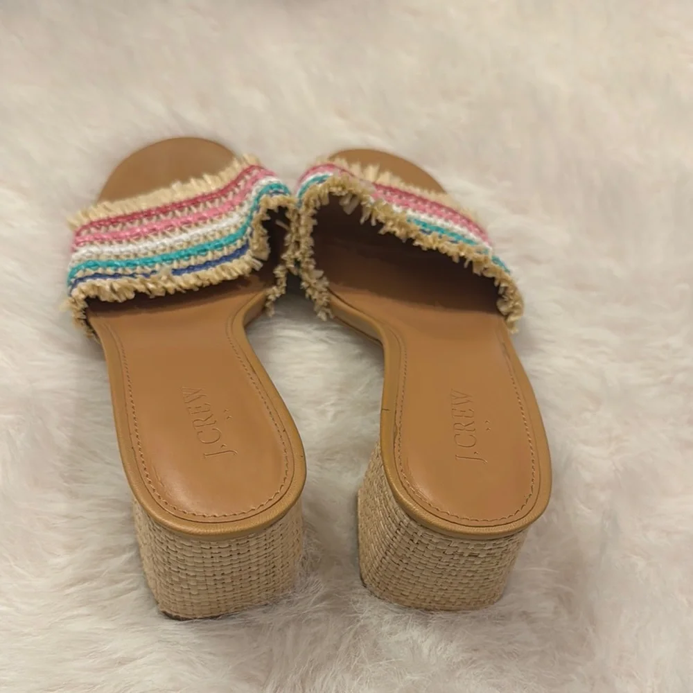 J. Crew Cream and Pink Mules with Woven Texture Size 10 pre-owned. - Picture 3 of 9